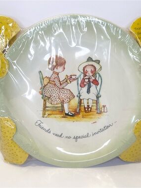 Vintage 1972 Sealed Holly Hobbie Collectors Porcelain Plate-Sage-Girl Friends